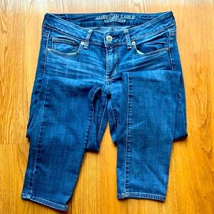 Women’s size 6 American Eagle Skinny Jeans